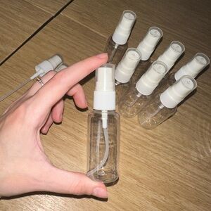 *NEW* CLEAR EMPTY SPRAY BOTTLES (1 OZ)